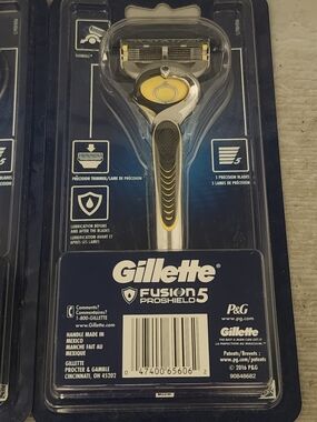 Fusion5 ProShield Men's Razor - Yellow and Black